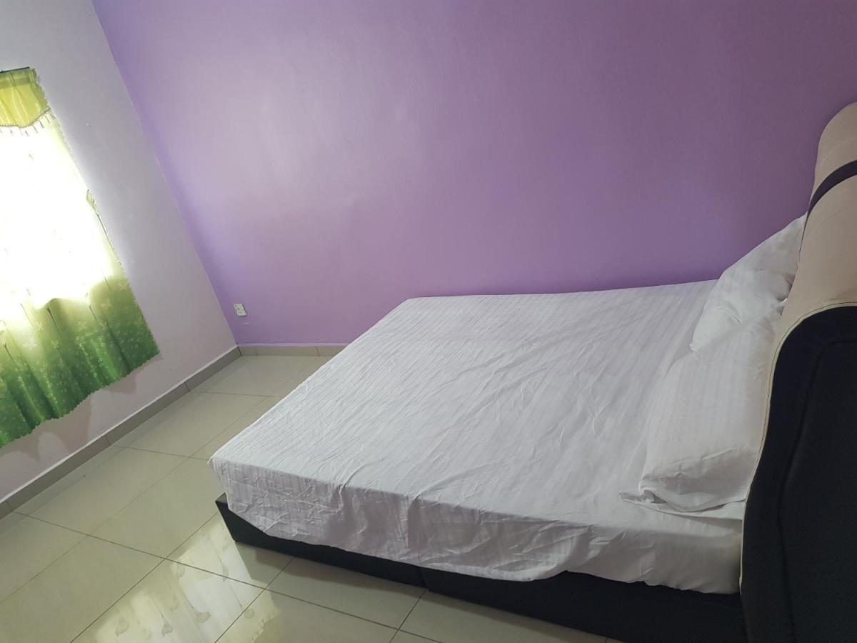 Oyo Home 90250 Sutera Wangi 3Bhk Apartment Ayer Keroh Exterior foto